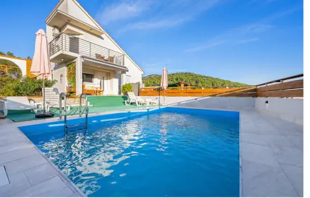 Location Maison à Bilice 8 personnes