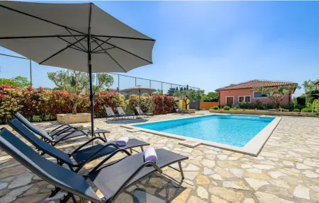 Location Maison à Smoljanci 8 personnes