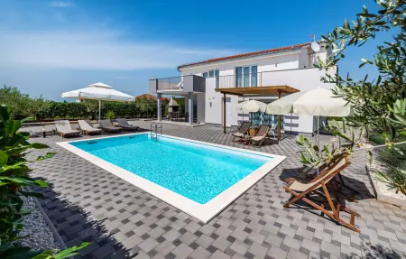 Location Maison à Debeljak 8 personnes