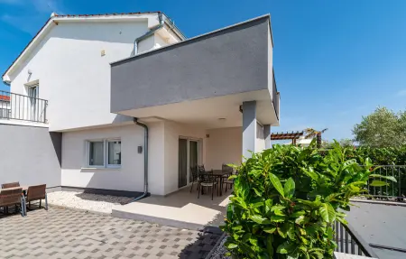 Location Maison à Debeljak 8 personnes