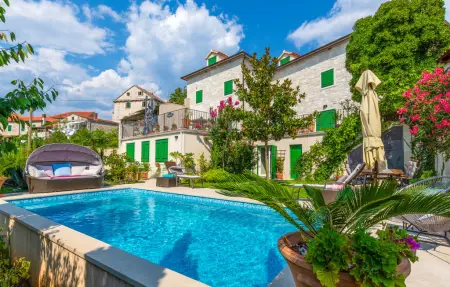 Location Maison à Postira 10 personnes