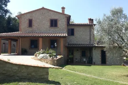Location Maison à Volterra 3 personnes