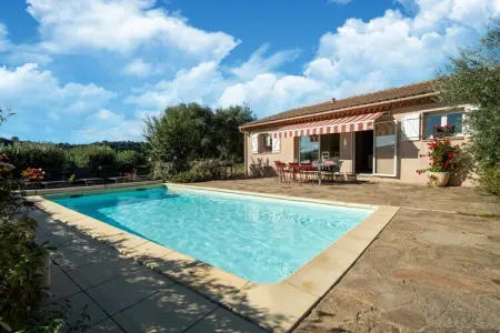 Location Villa à Montouliers 6 personnes
