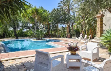 Location Maison à Saline Ioniche 12 personnes