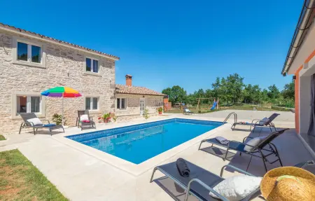 Location Maison à Visnjan 8 personnes