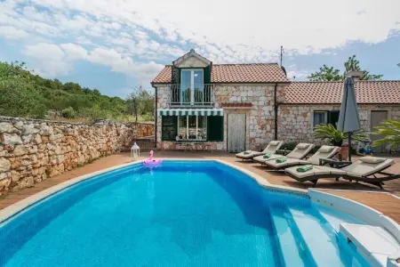 Location Maison à Marina 8 personnes