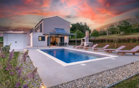 Location Maison à Barban 7 personnes