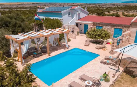 Location Maison à Kosljun 8 personnes