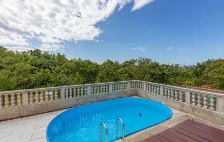 Location Maison à Smrika 6 personnes