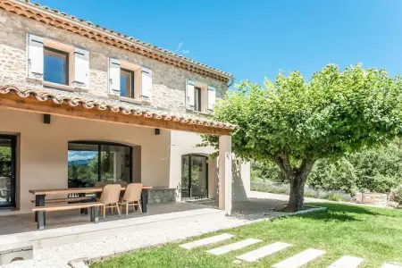 Location Maison à Vaison la Romaine 8 personnes