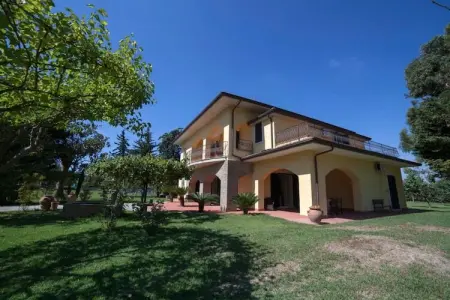 Location Villa à Albanella 14 personnes
