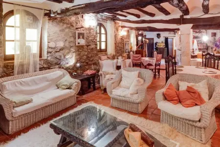 Location Maison à Tolva 13 personnes