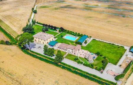 Location Maison à Monte San Savino 16 personnes