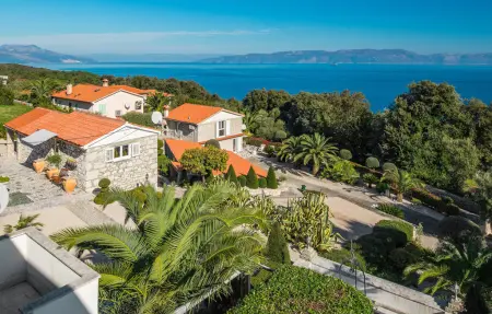 Location Maison à Ravni 3 personnes