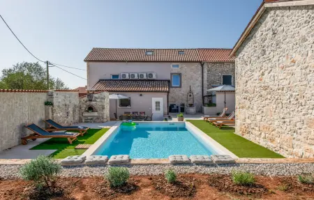 Location Maison à Duga Uvala 8 personnes