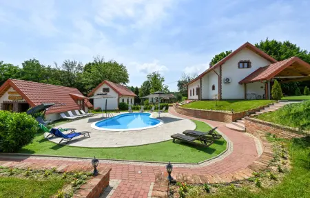 Location Maison à Rivalno 20 personnes