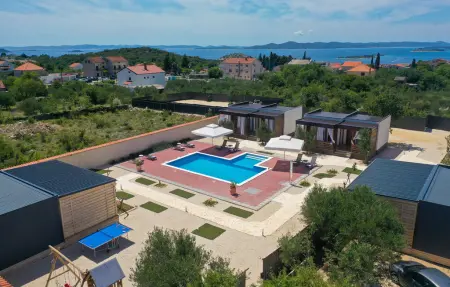 Location Maison à Drage 24 personnes