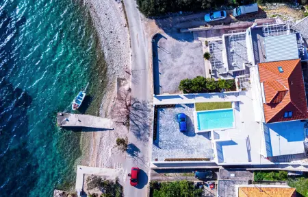 Location Maison à Kuciste 8 personnes