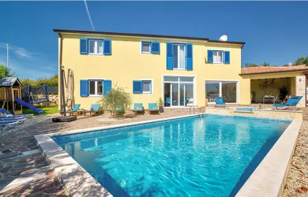 Location Maison à Naselje Muzini 14 personnes