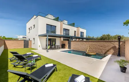 Location Maison à Peroj 6 personnes