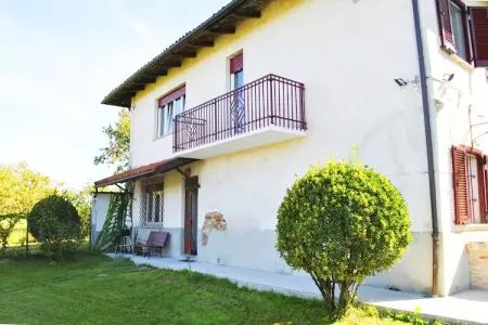 Location Maison à Moncucco Torinese 2 personnes