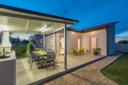 Location Maison à Novigrad 8 personnes