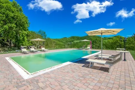 Location Maison à Cagli 10 personnes