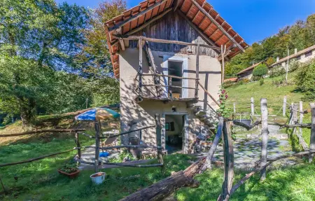 Location Maison à Artò 2 personnes