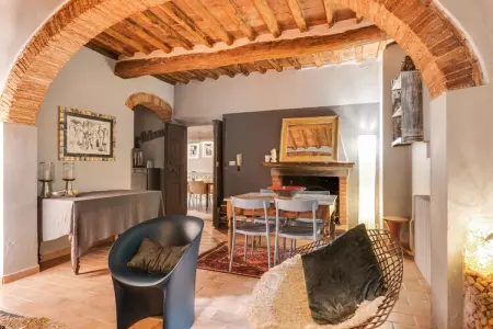 Location Maison à Molina di Quosa   San Giuliano Terme (PI) 14 personnes