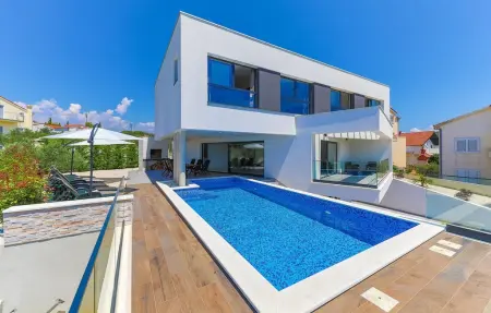 Location Maison à Okrug Gornji 10 personnes