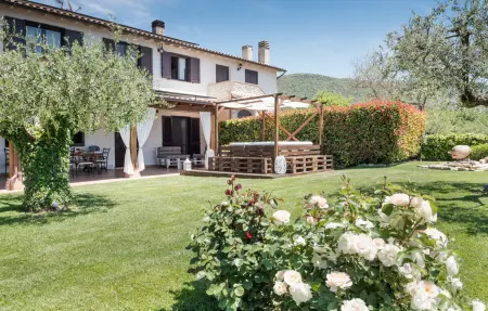 Location Maison à Massa Martana 5 personnes