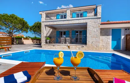 Location Maison à Privlaka 8 personnes