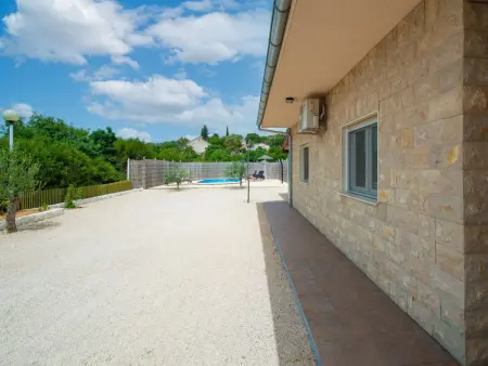 Location Maison à Šibenik Dubrava 7 personnes