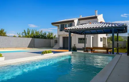 Location Maison à Sibenik 9 personnes