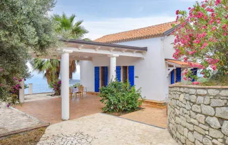 Location Maison à Diamante 6 personnes