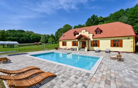 Location Maison à Konjscina 15 personnes