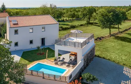 Location Maison à Zuzici 8 personnes