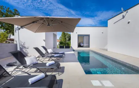 Location Maison à Vintijan 4 personnes