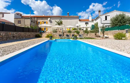 Location Maison à Brzac 6 personnes