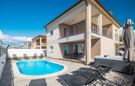 Location Maison à Vodnjan 8 personnes