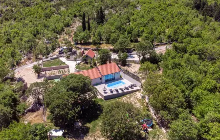 Location Maison à Metkovic 6 personnes