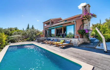 Location Maison à Veli Iz 10 personnes