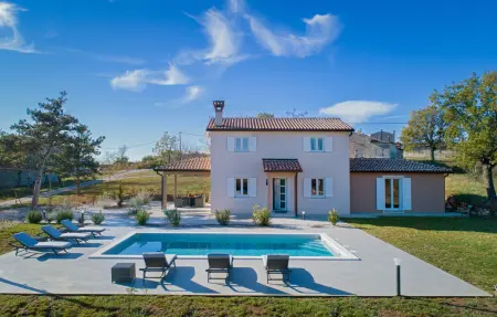 Location Maison à Labin 6 personnes