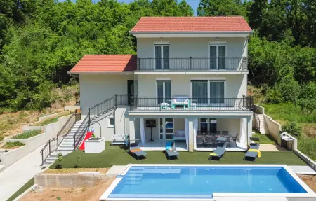 Location Maison à Sinj 8 personnes