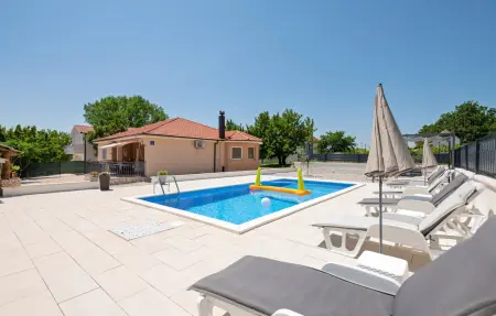 Location Maison à Vinjani donji 6 personnes