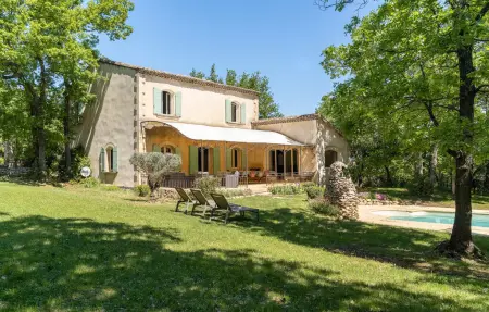 Location Maison à Apt 8 personnes