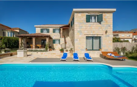 Location Maison à Zrnovnica 9 personnes