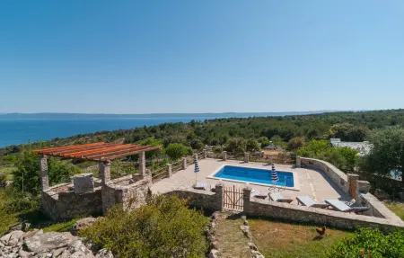 Location Maison à Selca 4 personnes