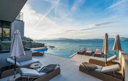 Location Maison à Sreser 12 personnes