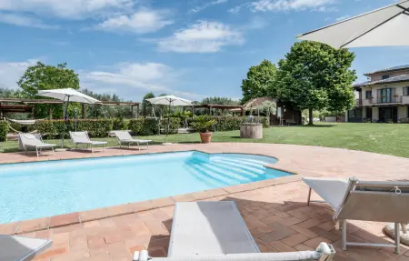 Location Maison à Montefiascone 18 personnes